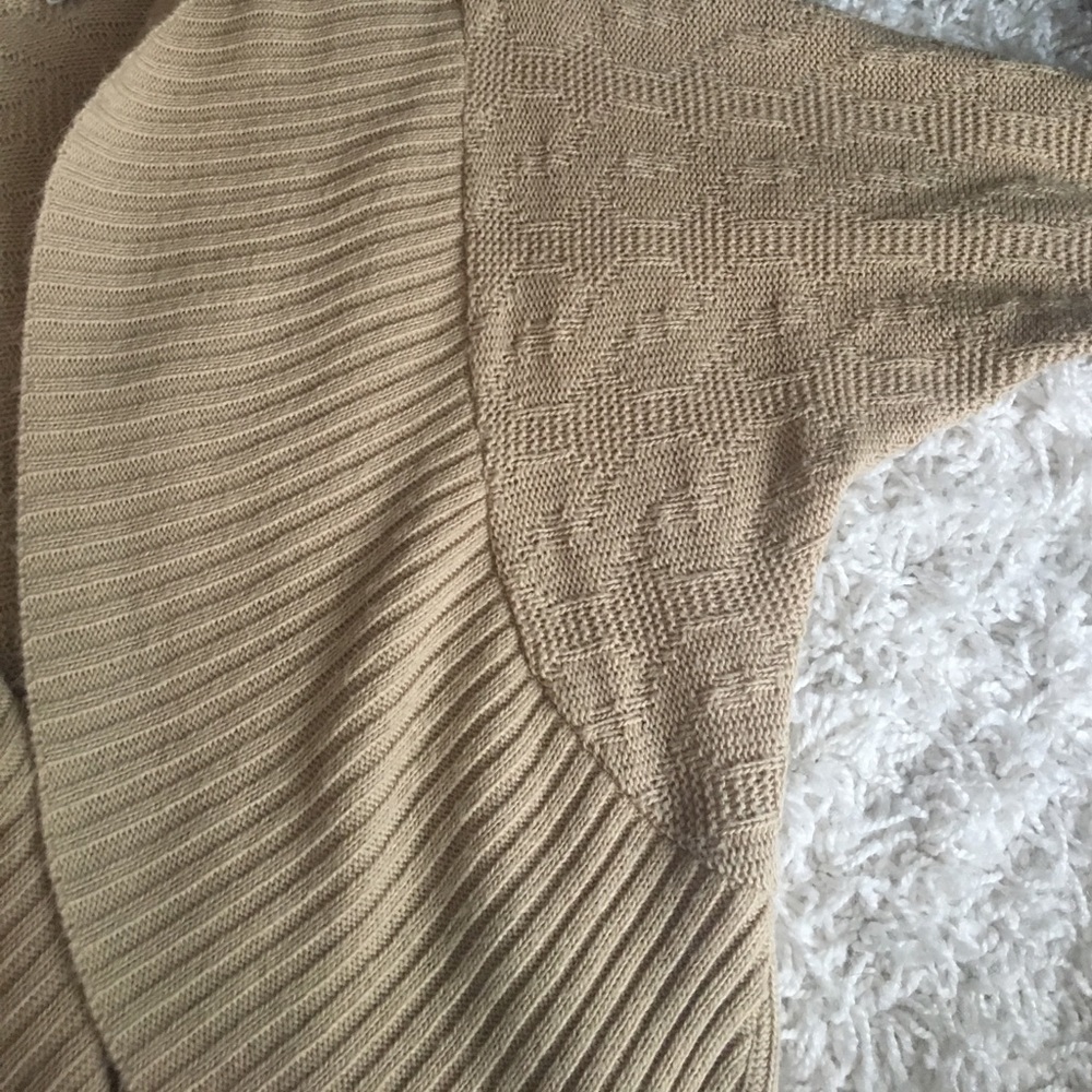 Tan Open-Front Cardigan ☘️ - Picture 2 of 2